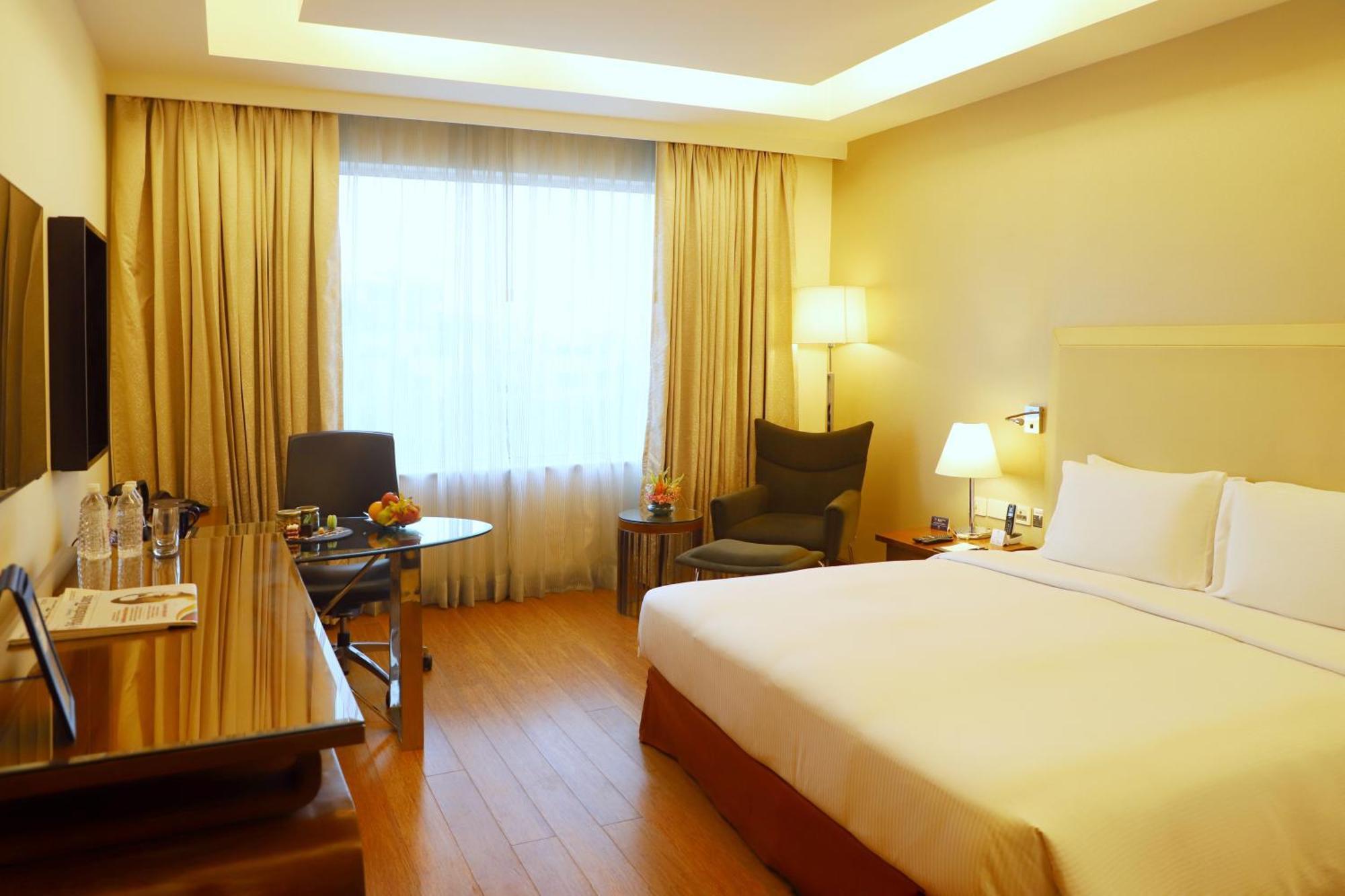 Doubletree By Hilton Gurgaon New Delhi Ncr Hotell Exteriör bild