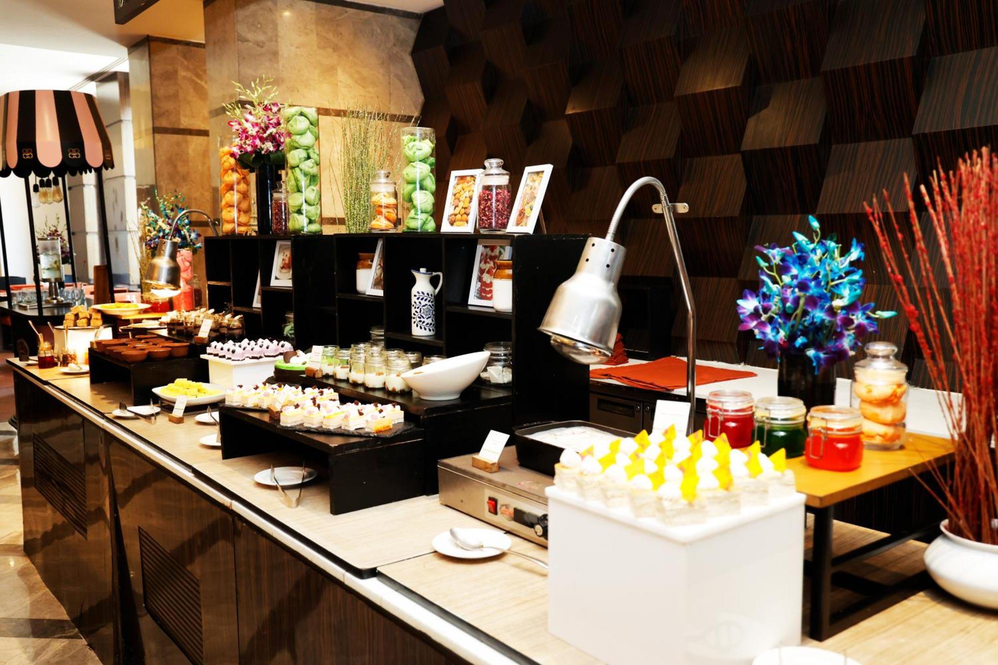Doubletree By Hilton Gurgaon New Delhi Ncr Hotell Exteriör bild