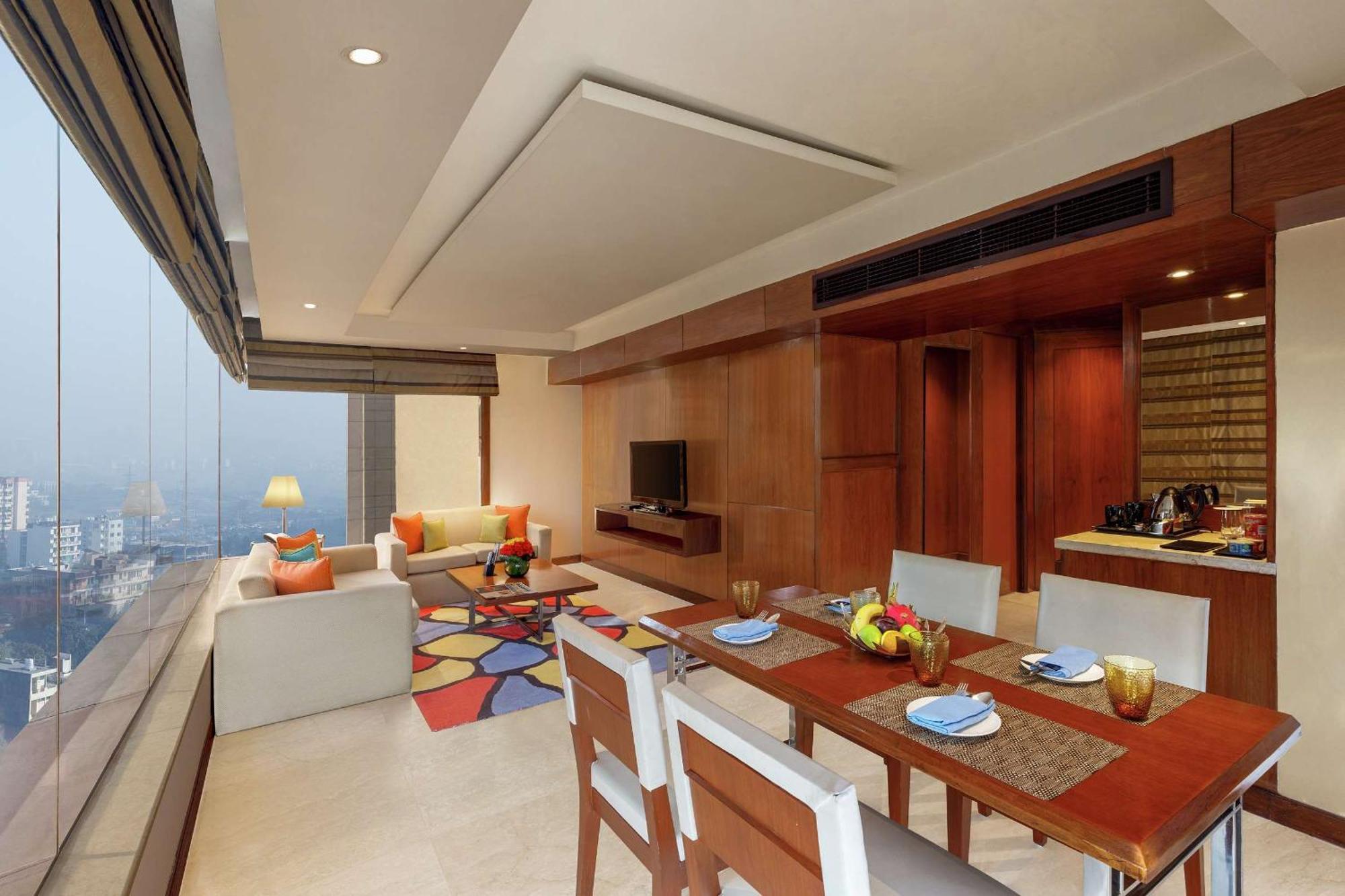 Doubletree By Hilton Gurgaon New Delhi Ncr Hotell Exteriör bild