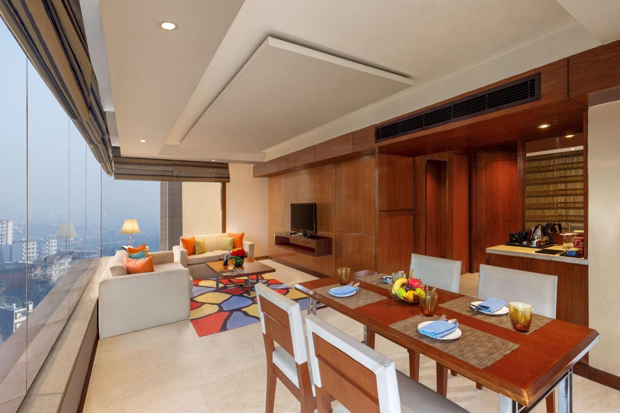 Doubletree By Hilton Gurgaon New Delhi Ncr Hotell Exteriör bild