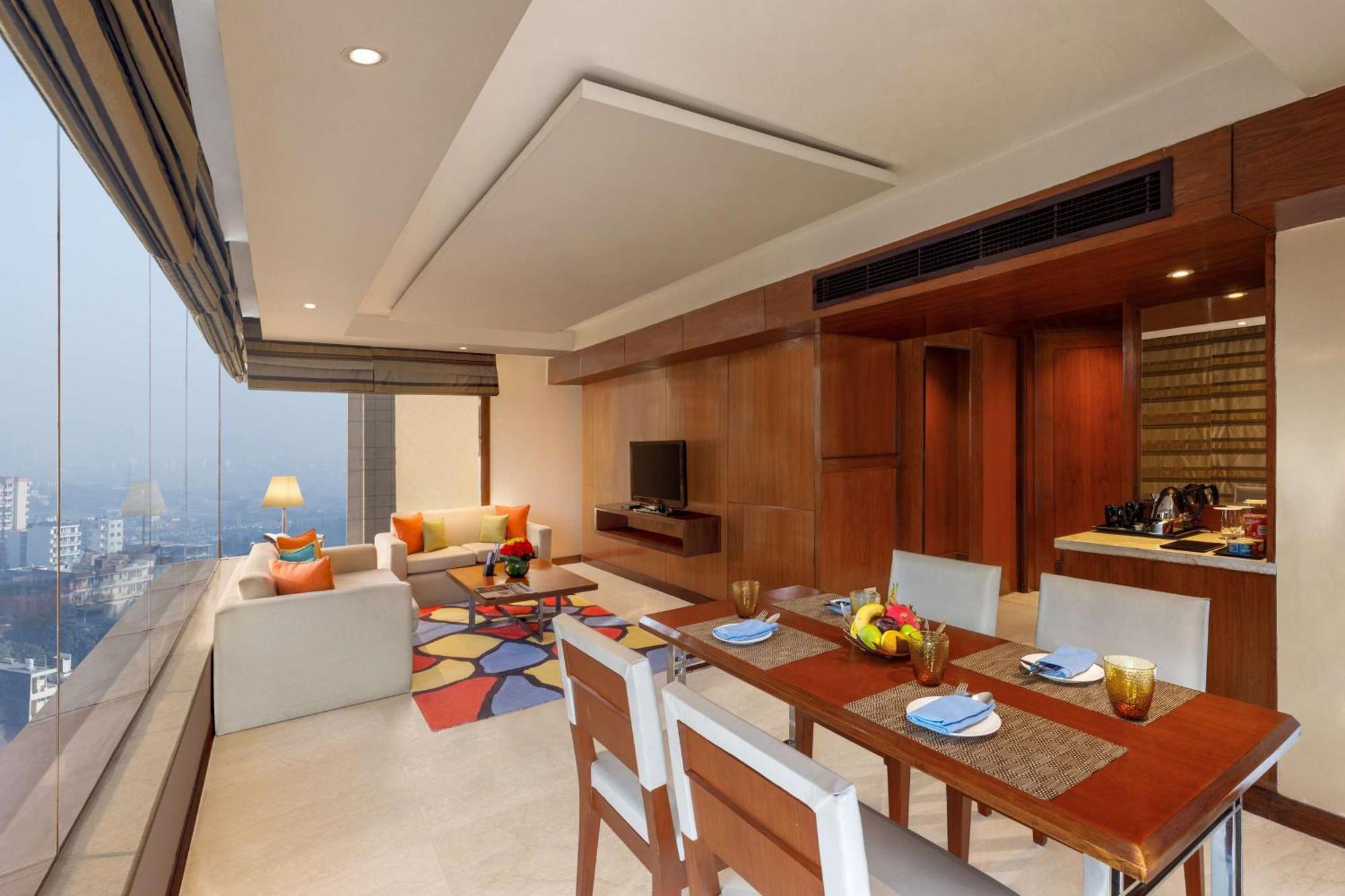 Doubletree By Hilton Gurgaon New Delhi Ncr Hotell Exteriör bild