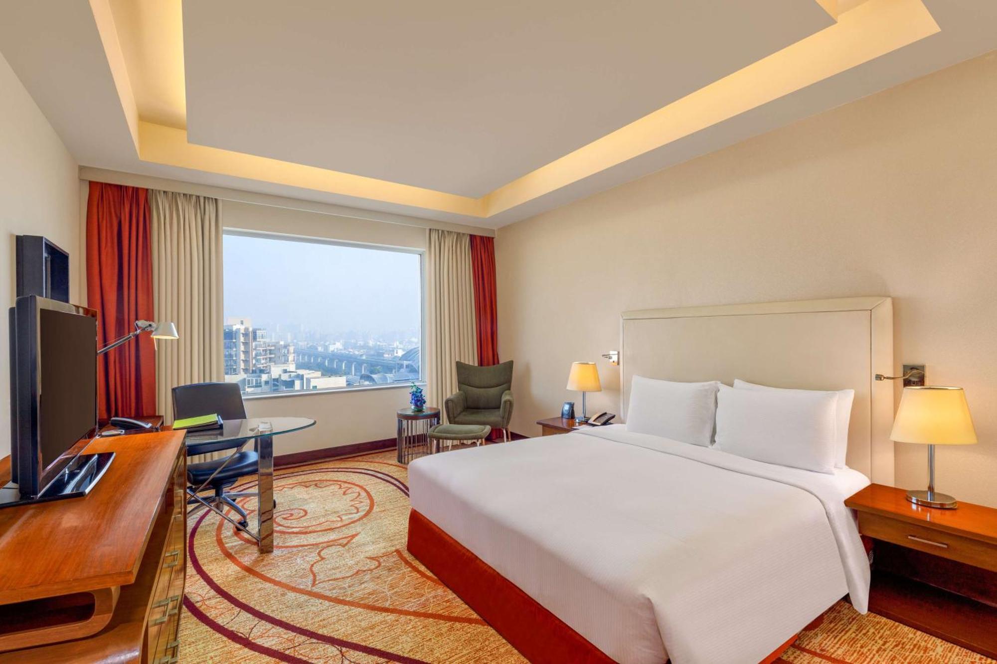 Doubletree By Hilton Gurgaon New Delhi Ncr Hotell Exteriör bild