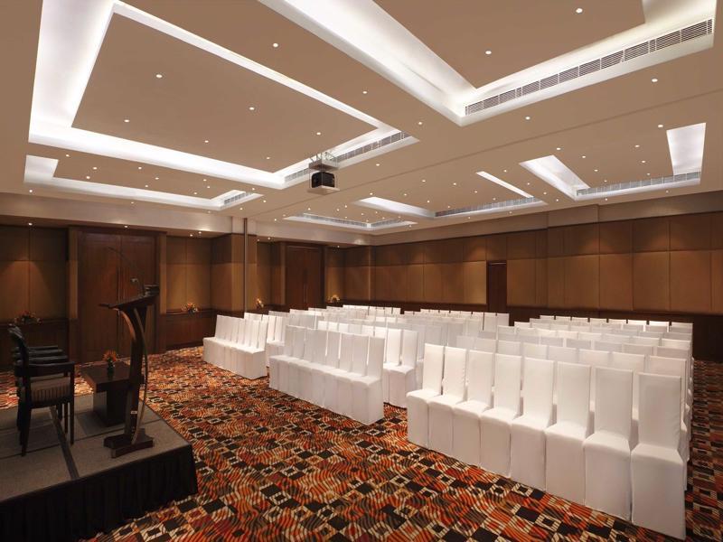 Doubletree By Hilton Gurgaon New Delhi Ncr Hotell Exteriör bild